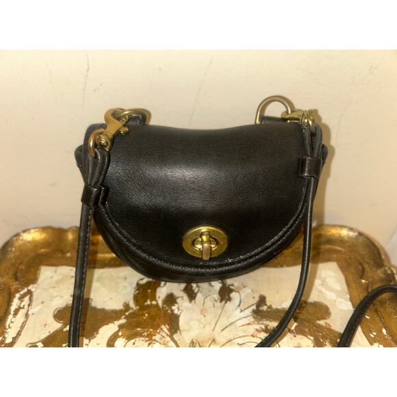 Vintage COACH Black MINI TURN LOCK Crossbody CONVERTIBLE Belt Bag 9826 USA - Picture 3 of 10